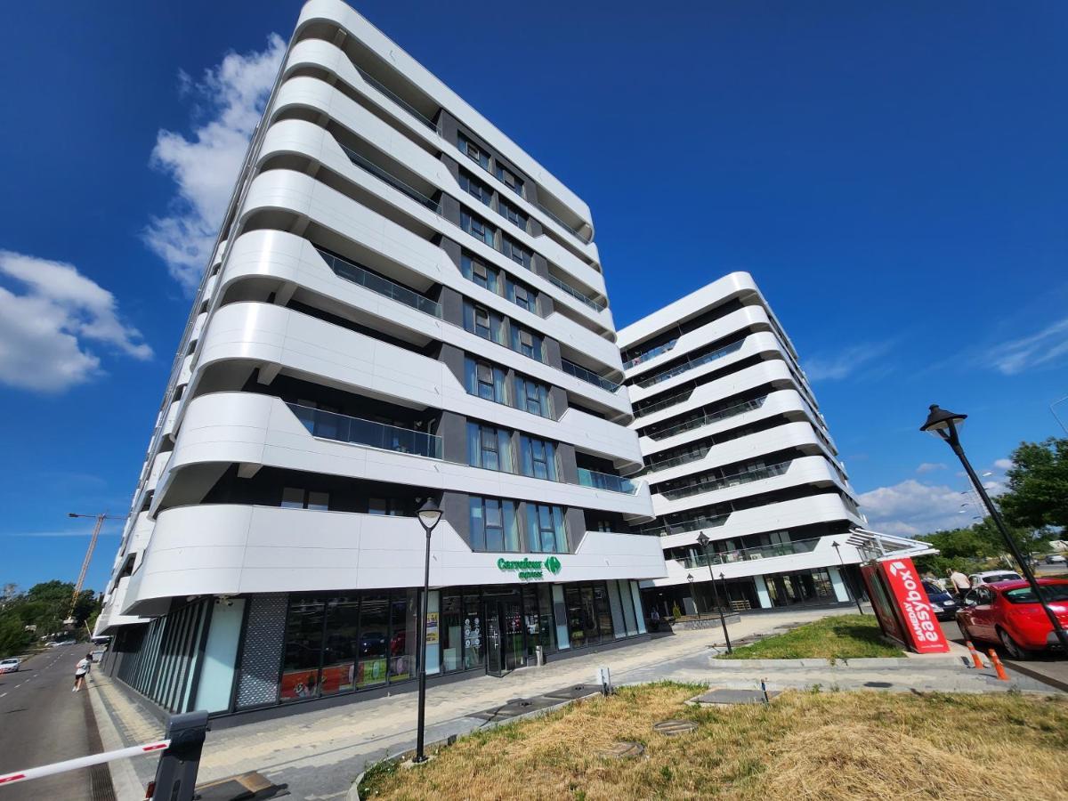 Near Airport 2 Rooms Apartments In Himson Iasi Luaran gambar
