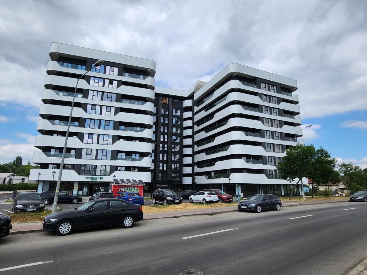 Near Airport 2 Rooms Apartments In Himson Iasi Luaran gambar
